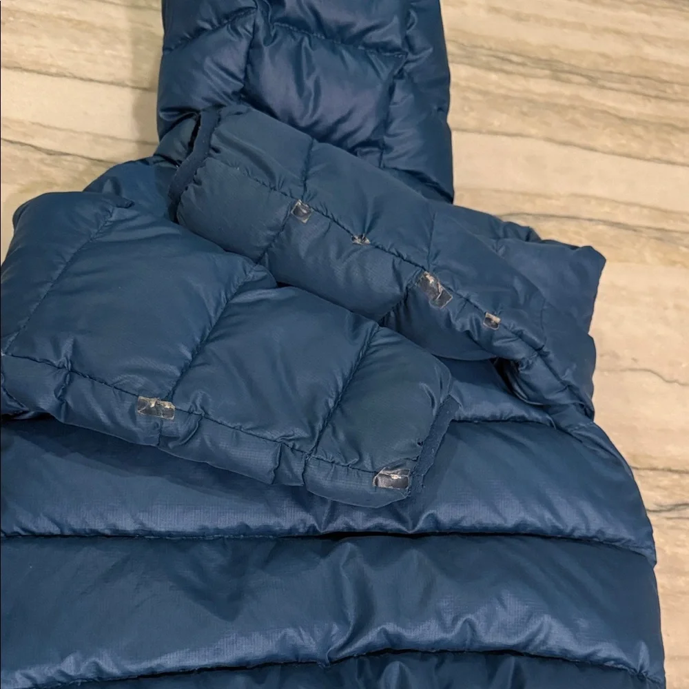 Patagonia Blue Hi Loft Down Hooded Puffer Jackets. 3T and 4T - Picture 4 of 9